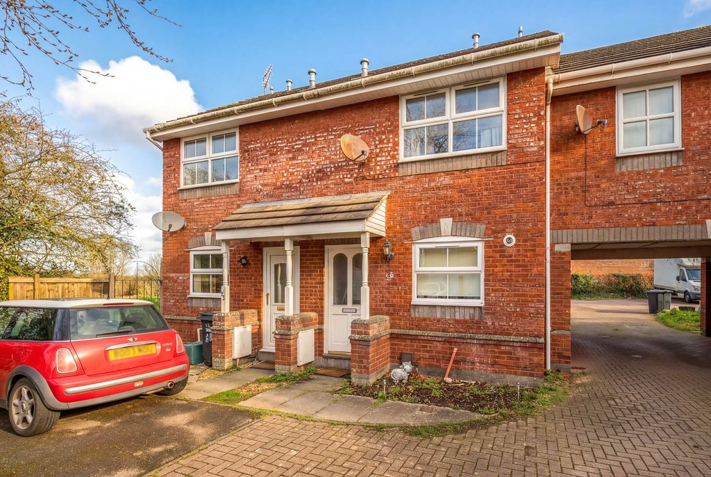 Property photo 2 of 14 Photo 4