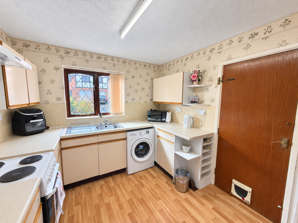Property photo 3 of 13