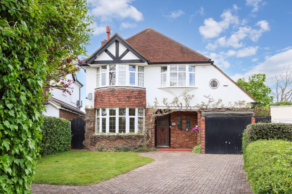 Property photo 1 of 19 Image