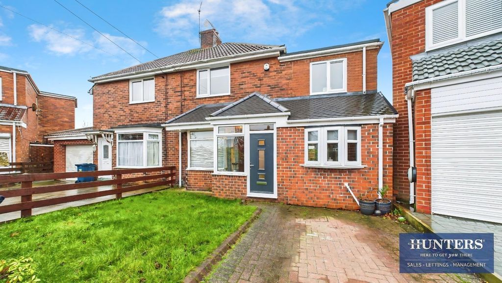 Property photo 1 of 22 External