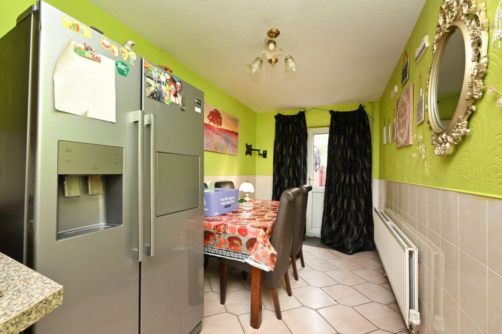 Property photo 3 of 30 Photo 21