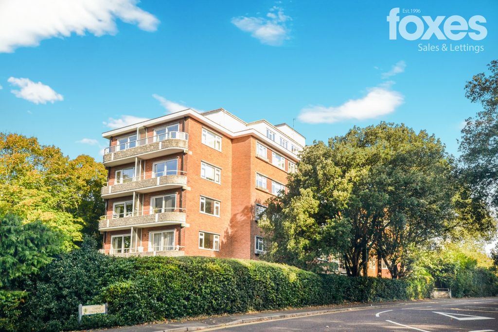 Property photo 1 of 12 4394520