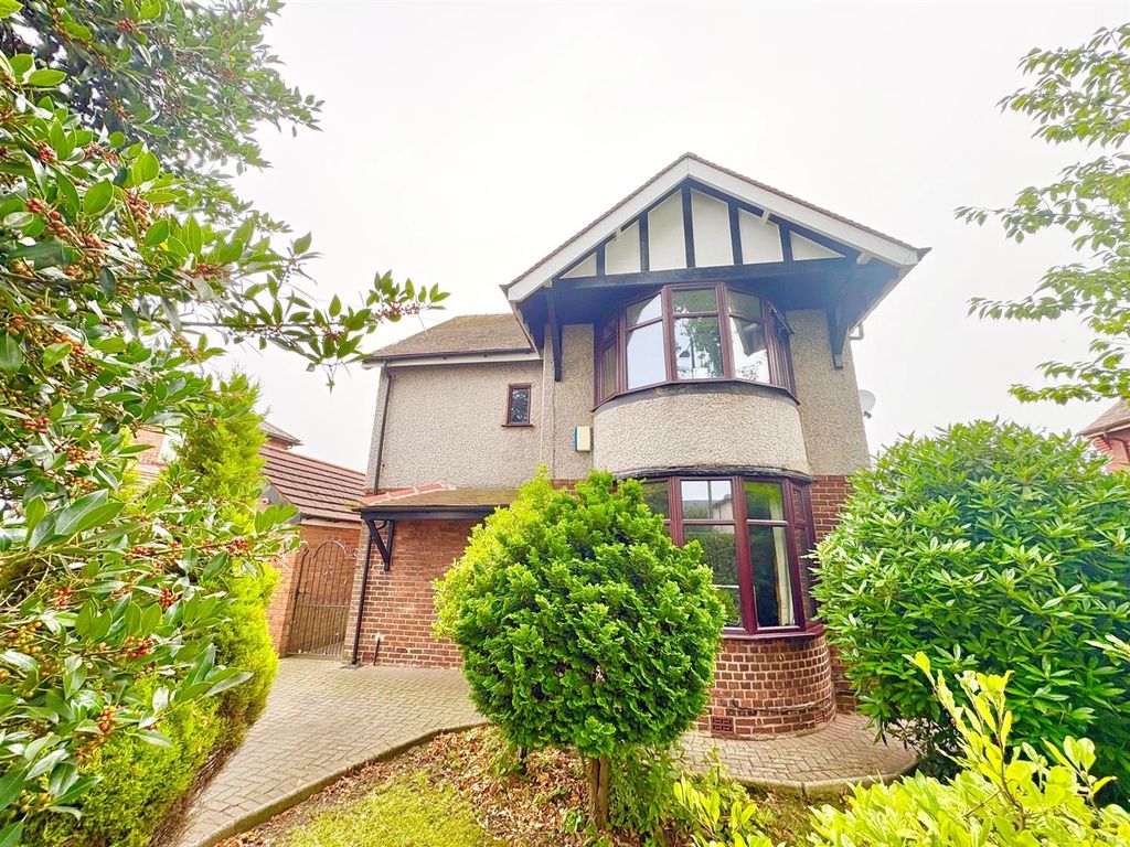 Property photo 1 of 17 Front.Jpg