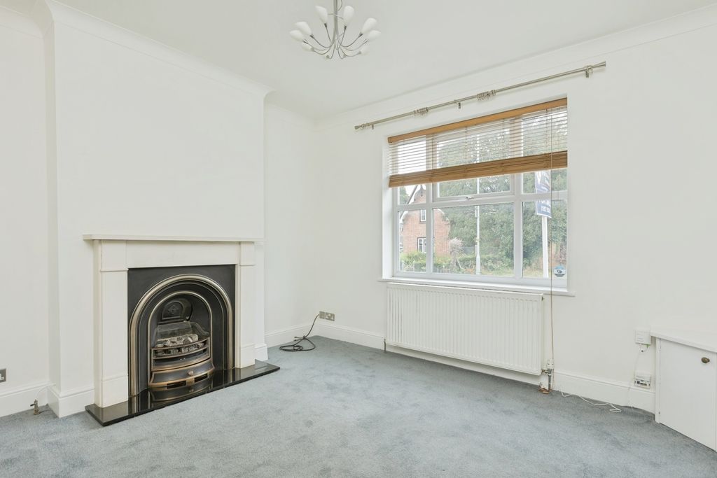 Property photo 2 of 19 Pbox-Img.Jpg
