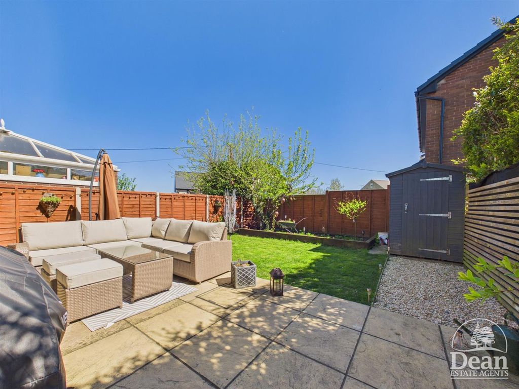 Property photo 3 of 13