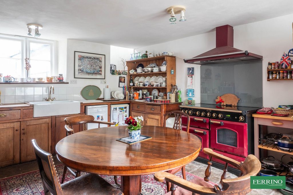Property photo 3 of 22 Kitchen Breakfast Room