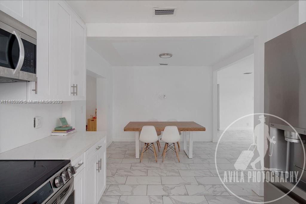 Property photo 2 of 50 <Alttext/>