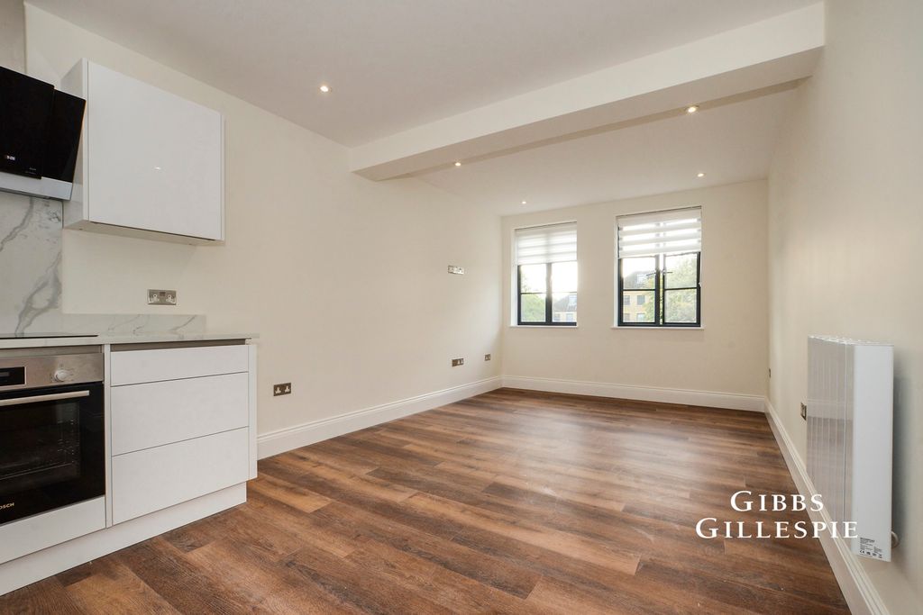Property photo 2 of 6 Pbox-Img.Jpg