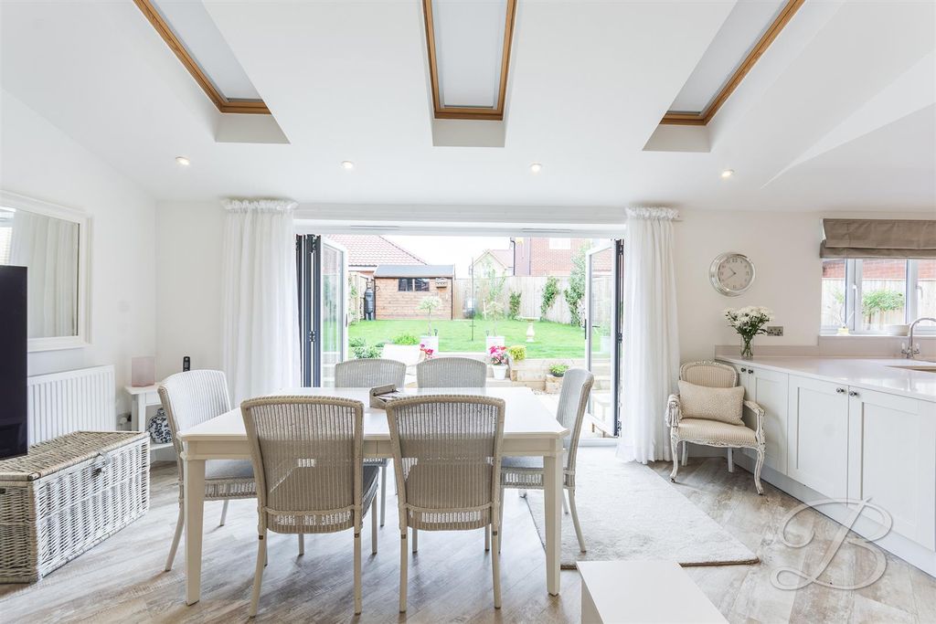 Property photo 3 of 51 CC15.Jpg