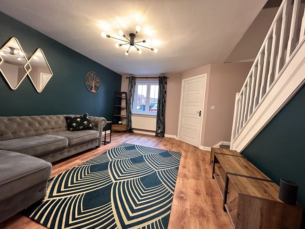 Property photo 2 of 13 Img_3625