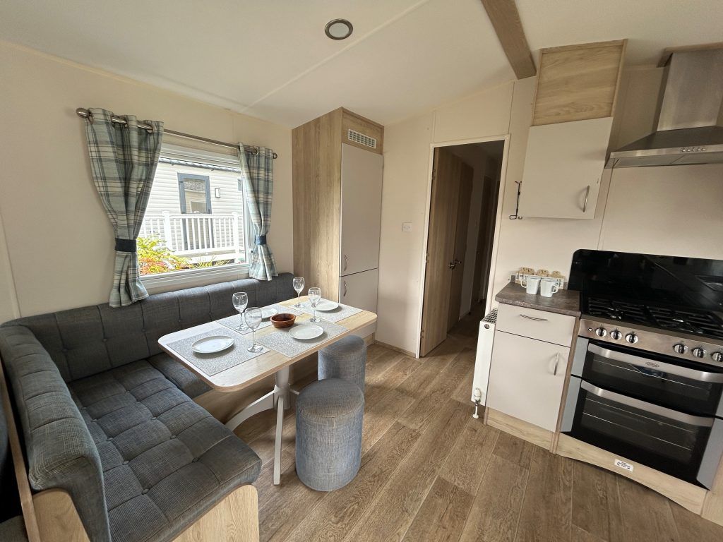 Property photo 2 of 4 Abi Trieste 2021 Car0054723 124383195.Jpeg