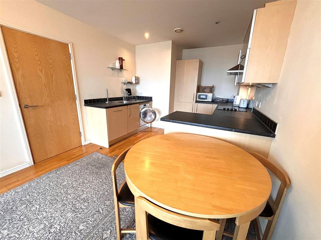 Property photo 2 of 11 1.Jpg