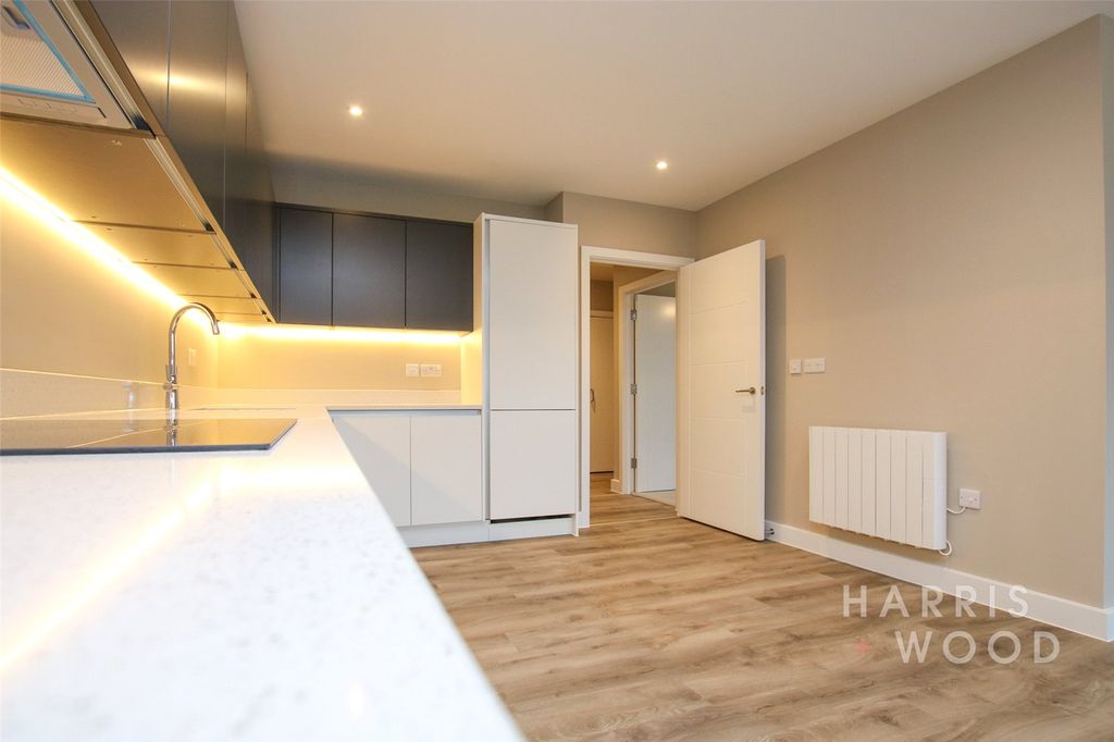 Property photo 2 of 10 Picture No. 08