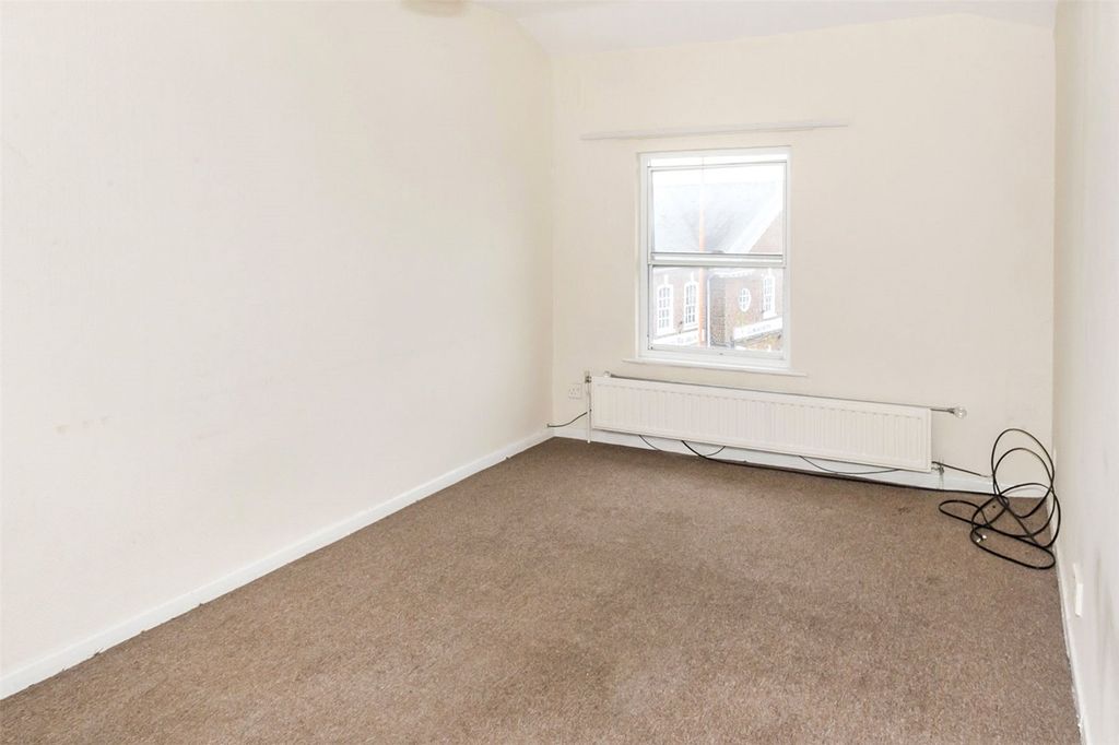 Property photo 3 of 6 Picture No. 04