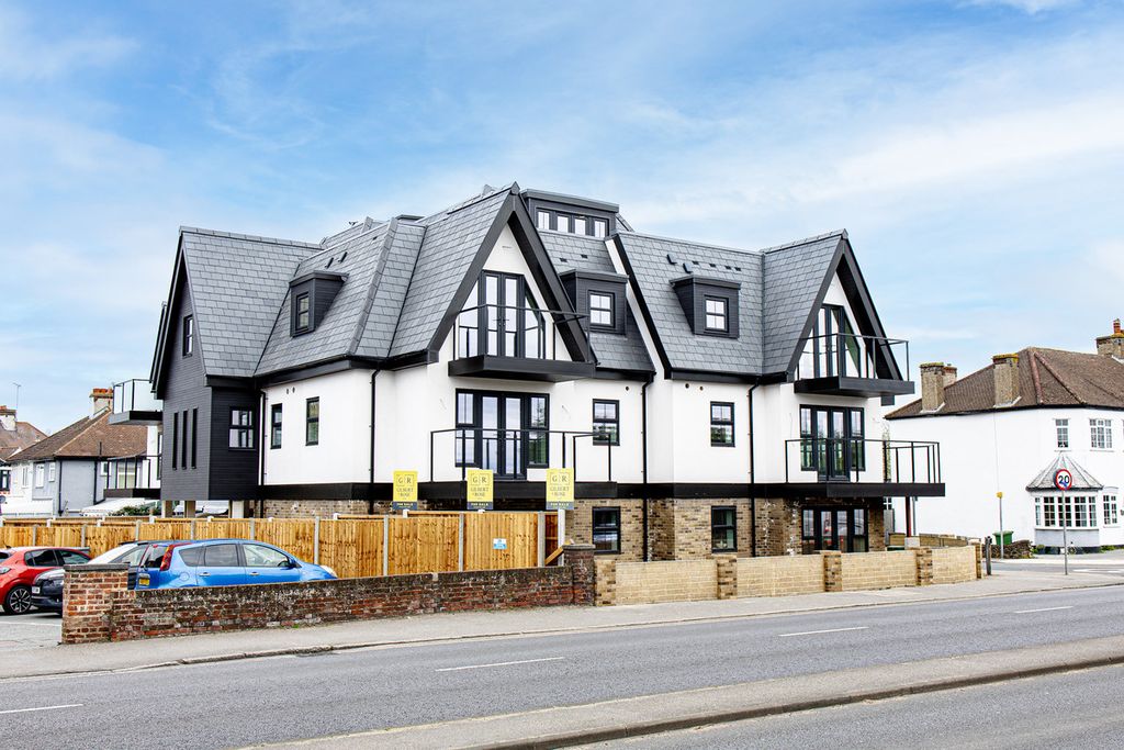 Property photo 3 of 30