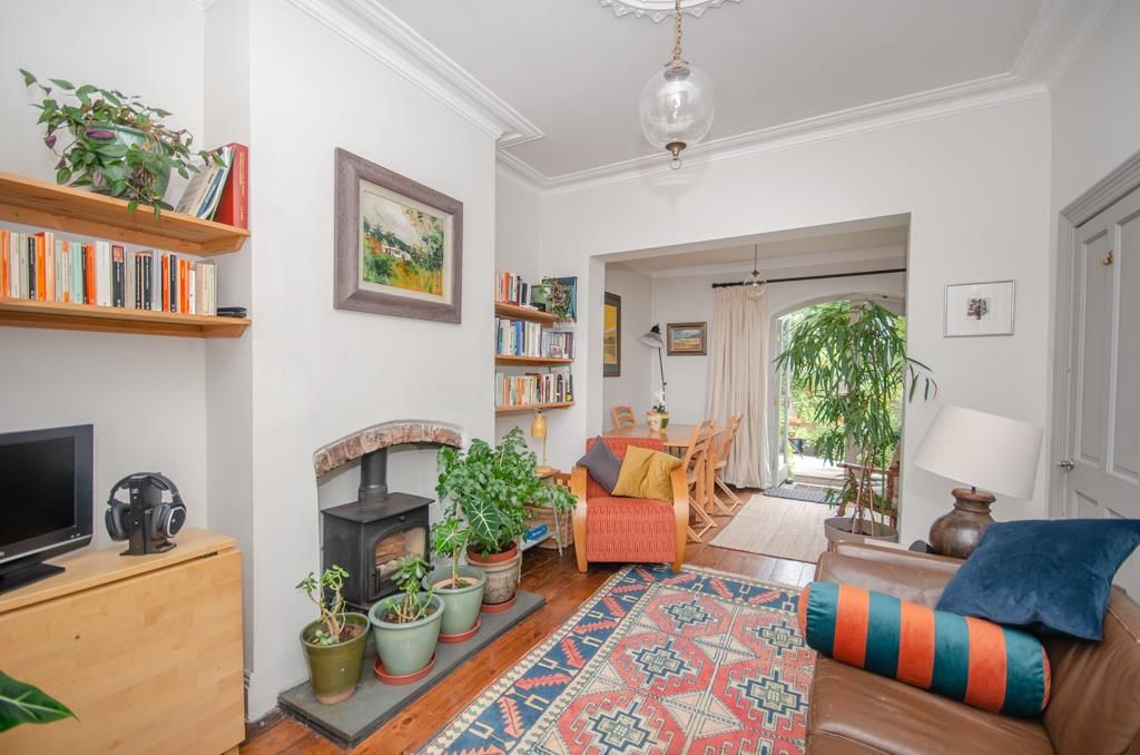 Property photo 2 of 37 Chelsea Rd-42.Jpg