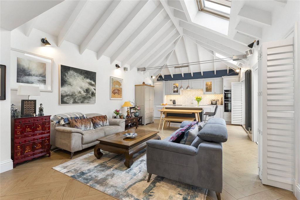 Property photo 2 of 33 Picture 2