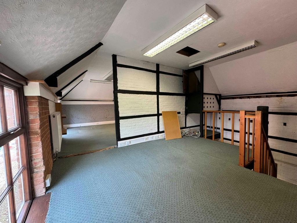 Property photo 2 of 9 Internal 1.Jpg