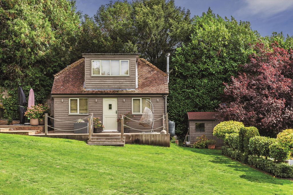 Additional image 10 of 6 bed detached house for saleWhite Lane, Guildford, Surrey GU4