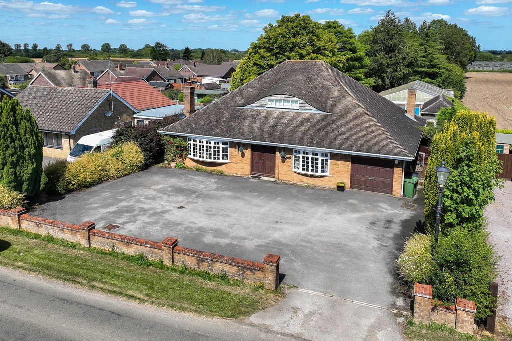 Property photo 1 of 47