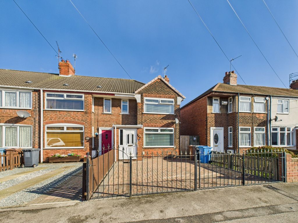 Property photo 1 of 15 4493852