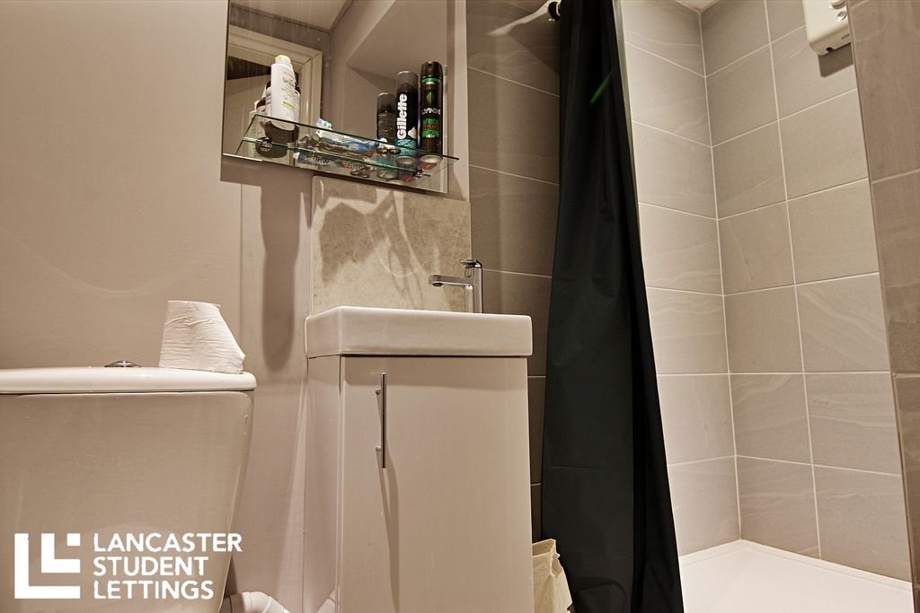 Property photo 3 of 4 Property Photo