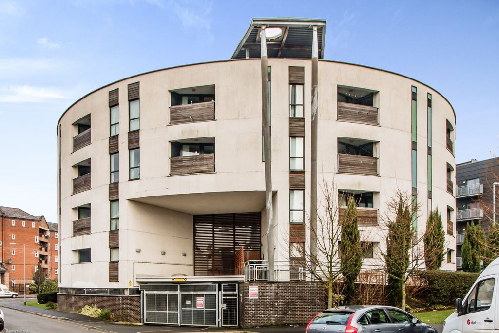 Property photo 1 of 8 Photography