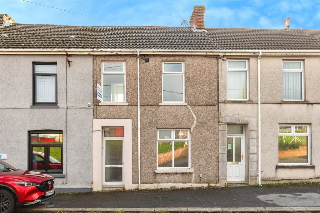 Property photo 2 of 24 Picture No. 37