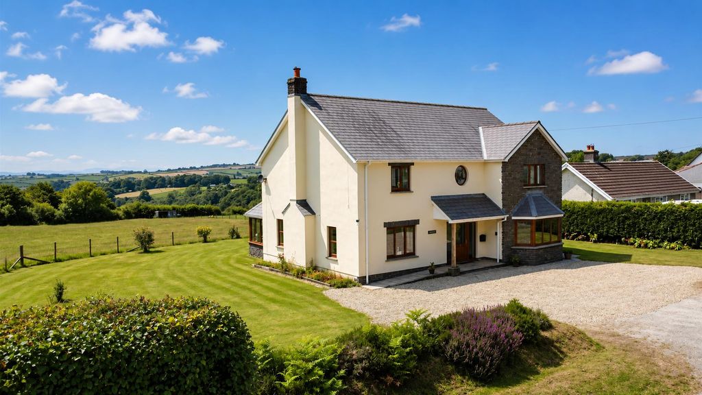 Property photo 1 of 35 Gwel Y Cwm 2.Png