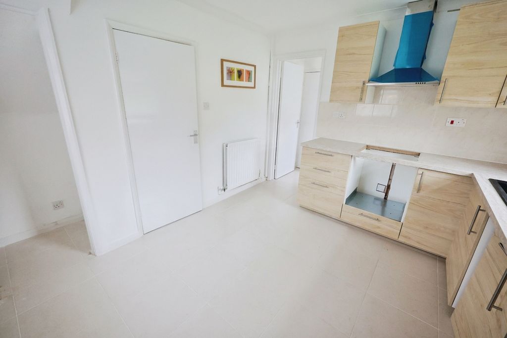 Property photo 3 of 13 Pbox-Img.Jpg
