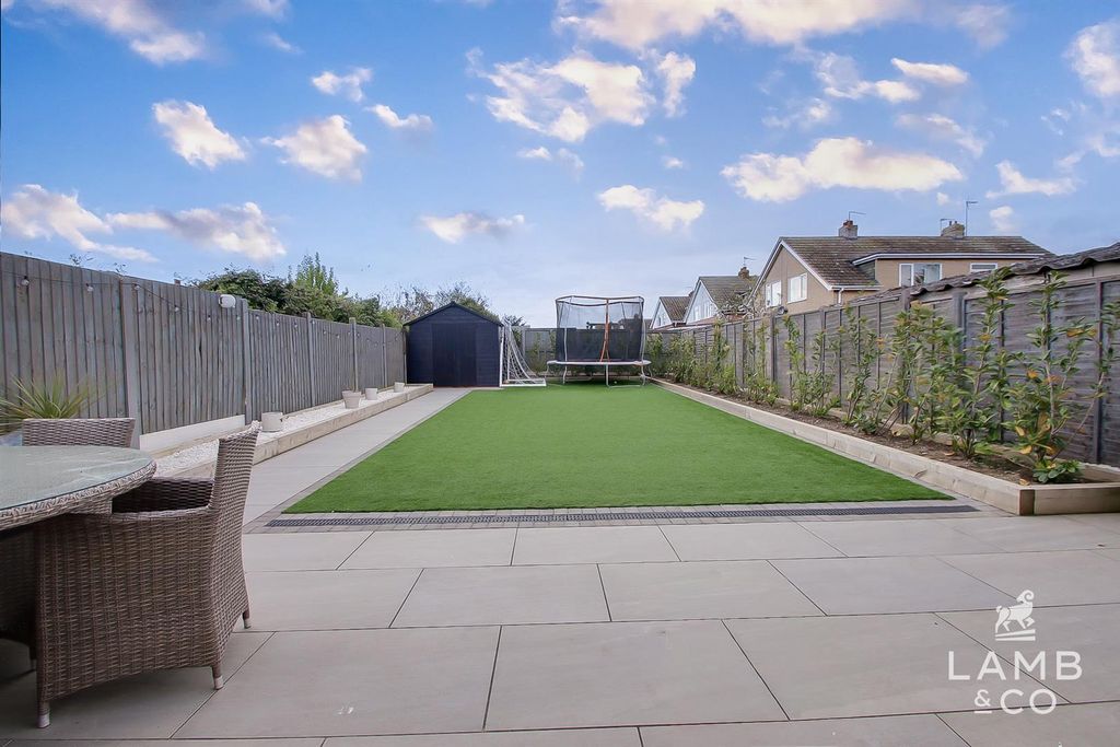 Property photo 3 of 30 Rear