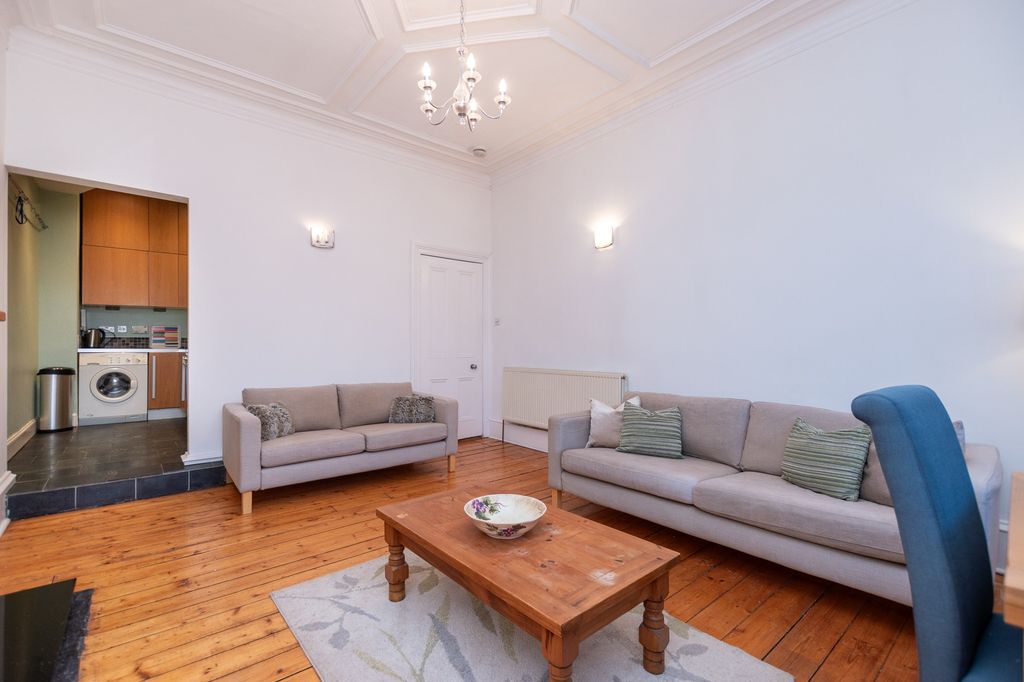 Property photo 3 of 11 3