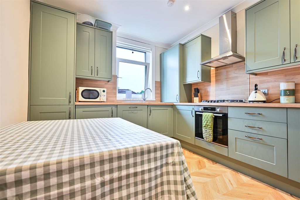 Additional image 7 of 2 bed flat for saleEarnock Avenue, Motherwell ML1