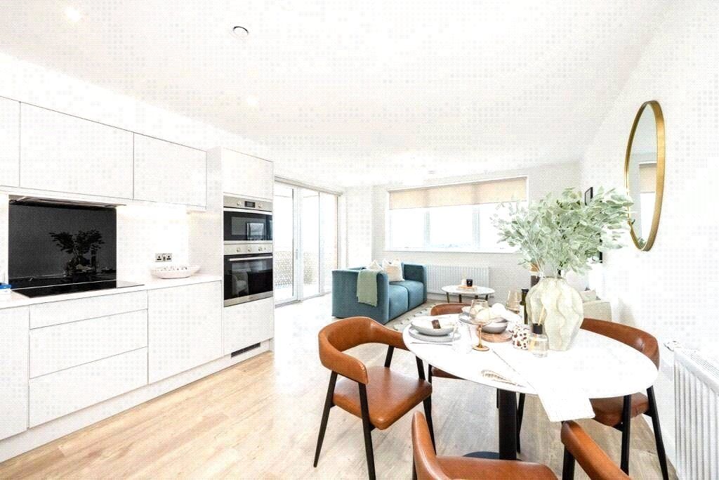 Property photo 2 of 14 Kitchen