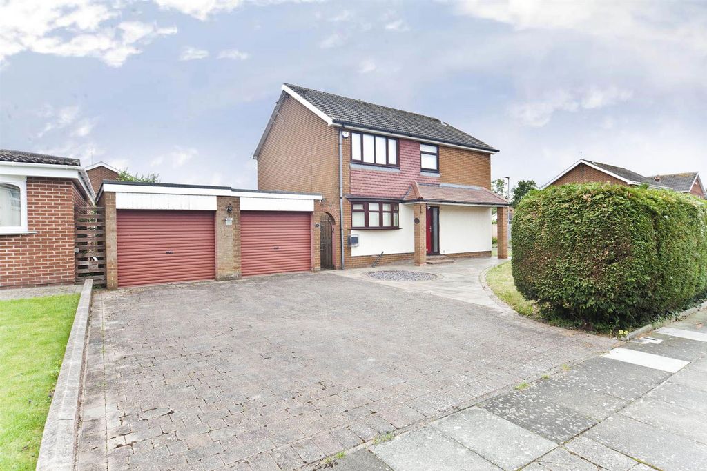 Property photo 1 of 26