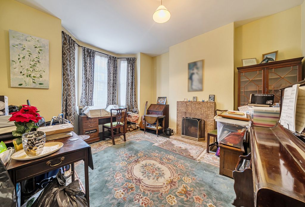 Property photo 1 of 11 1-69B3465B763A6-1...