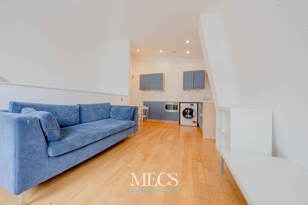 Property photo 2 of 9 2638174