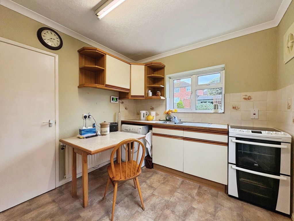 Property photo 3 of 20 4F33c050-11