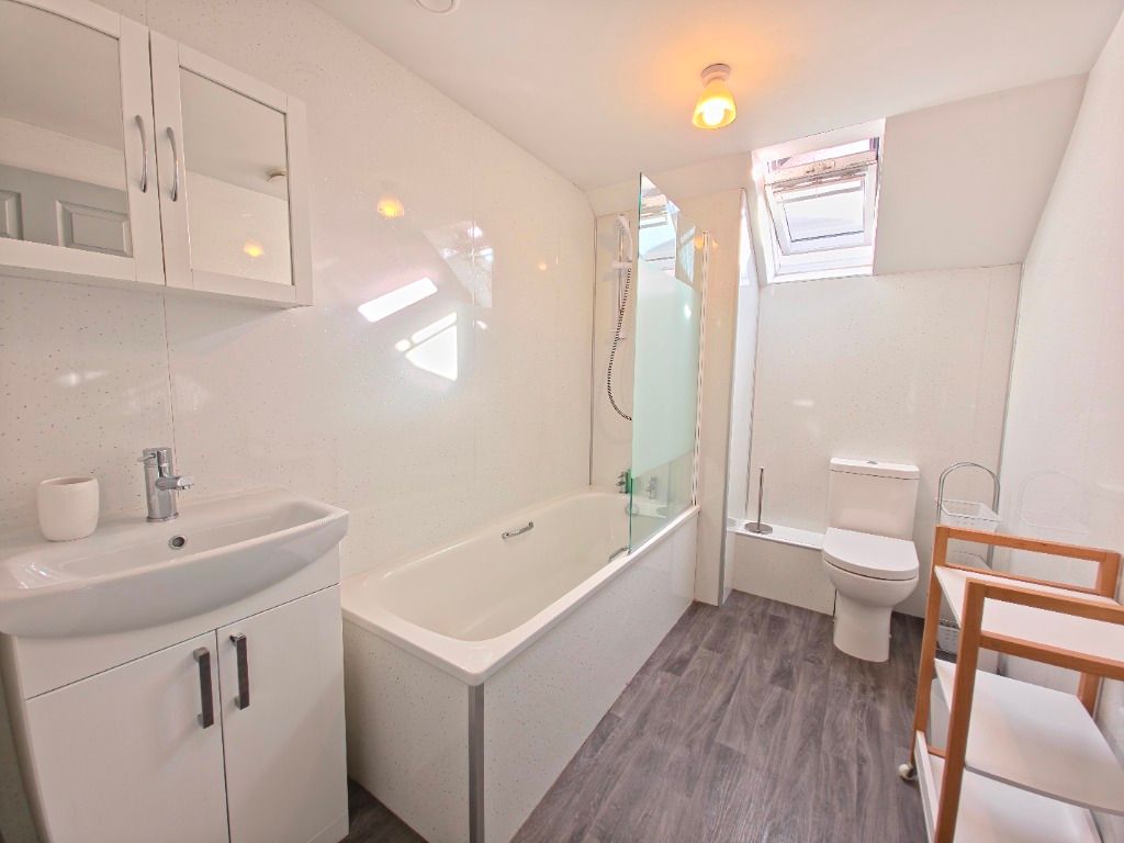 Additional image 6 of 2 bed flat to rent40D Links Road, Port Seton, East Lothian EH32
