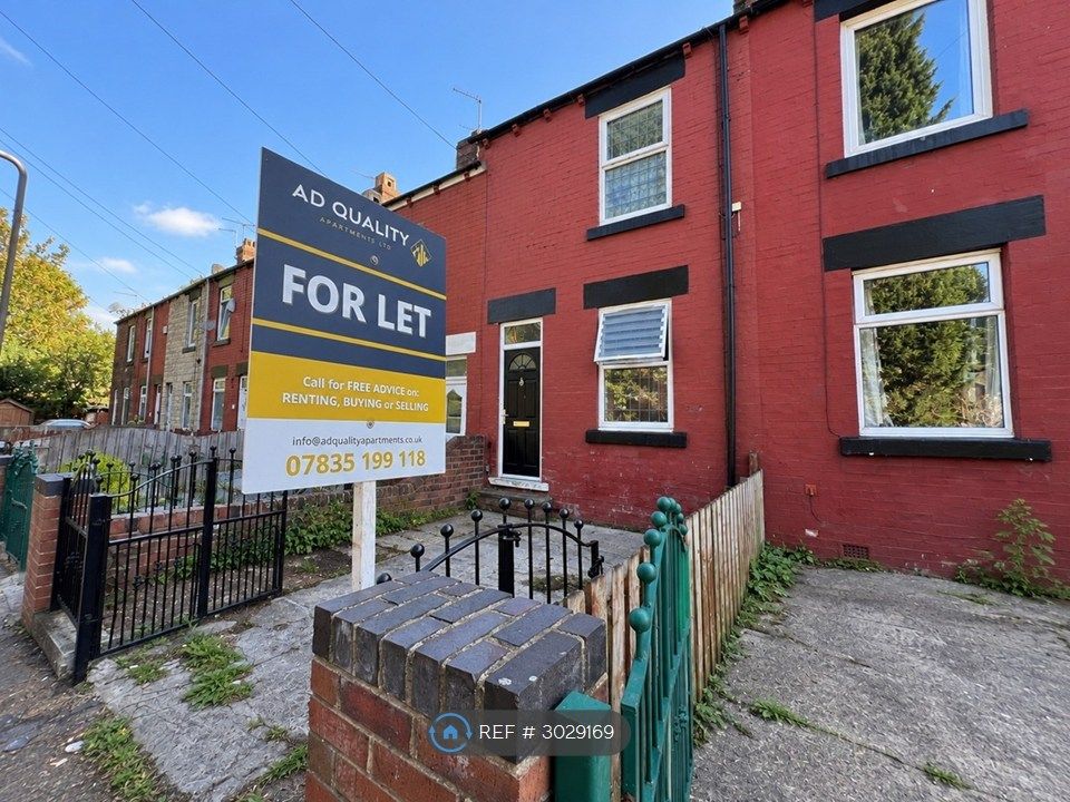 Property photo 2 of 18