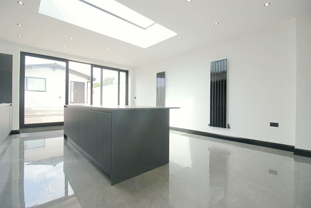 Property photo 3 of 22 5_.Jpg