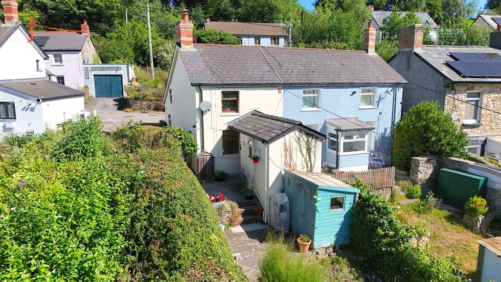 Property photo 1 of 31