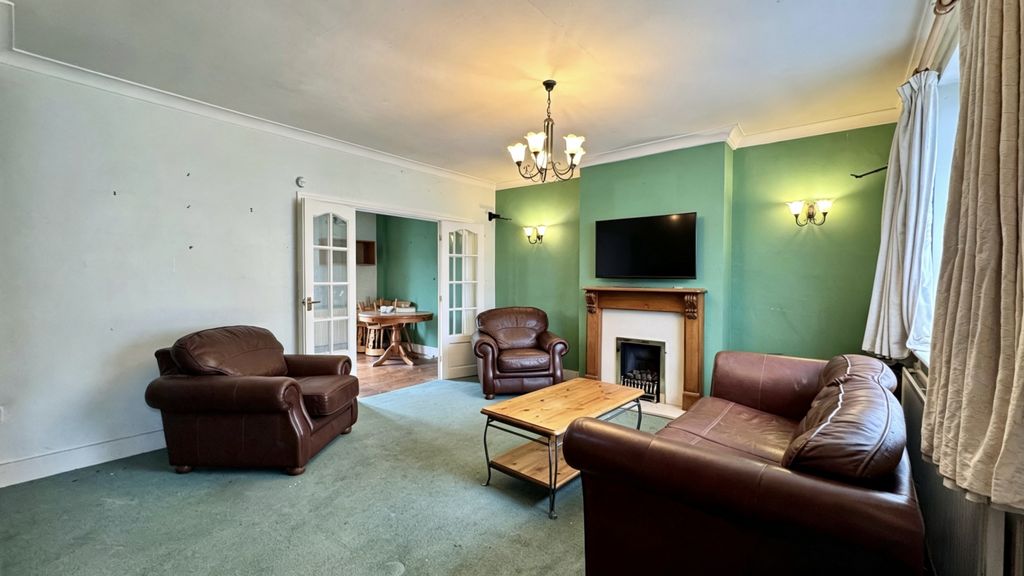 Property photo 2 of 10 Gallery