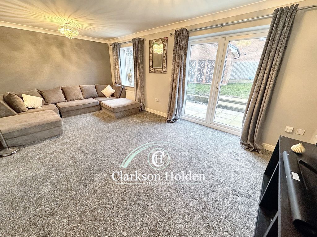 Property photo 2 of 18