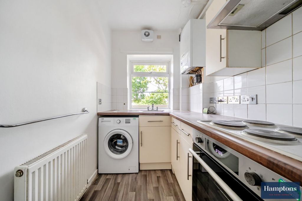 Property photo 3 of 18 26842d63-26cd-455...