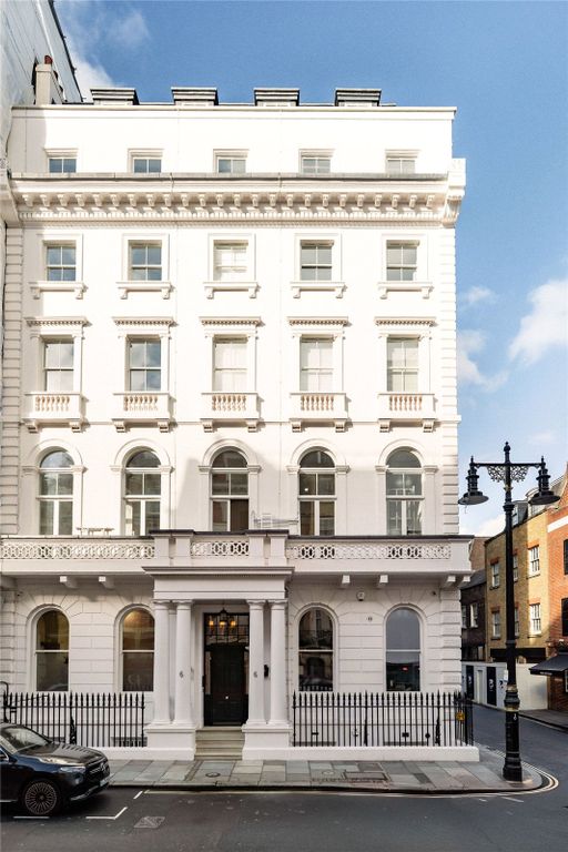 Property photo 2 of 9 Exterior Facade