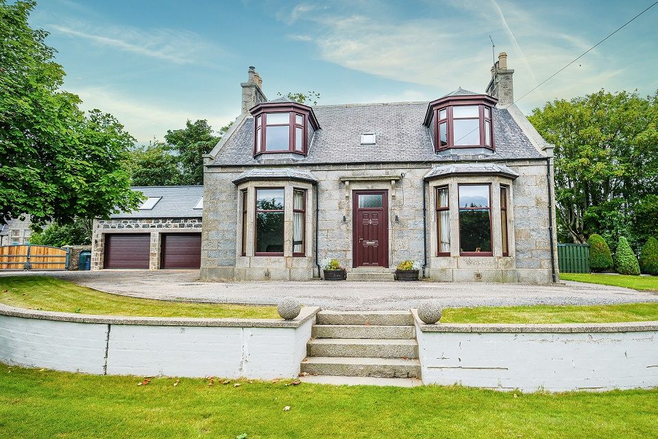 Property photo 1 of 33 External