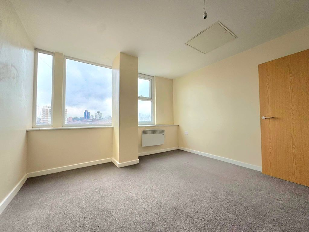 Property photo 1 of 4 76E8c250-261c-4759-A9B1-Cf105056500d