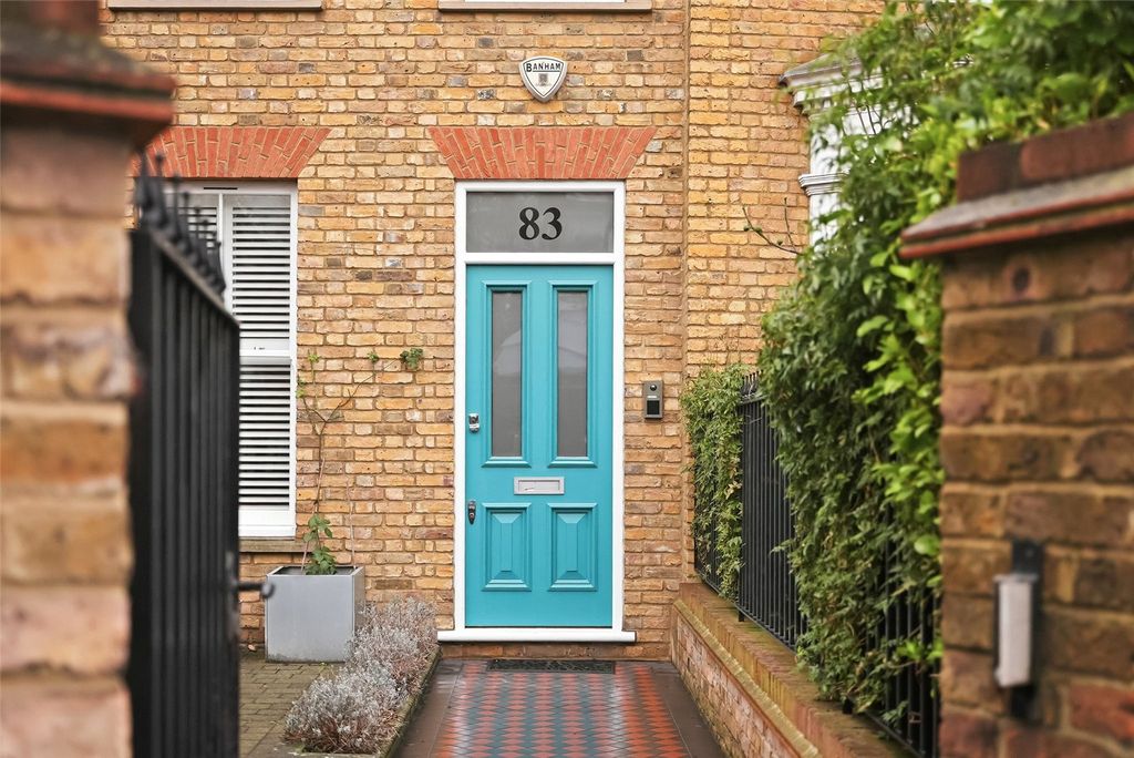 Property photo 2 of 16 Picture No. 49