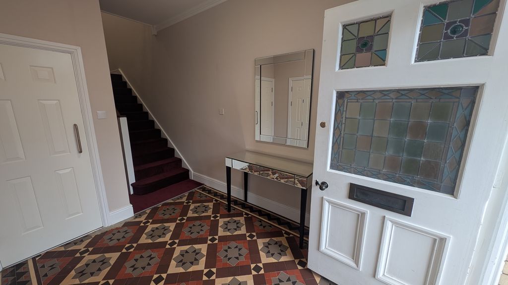 Property photo 2 of 13 Pxl_20251124_120722081